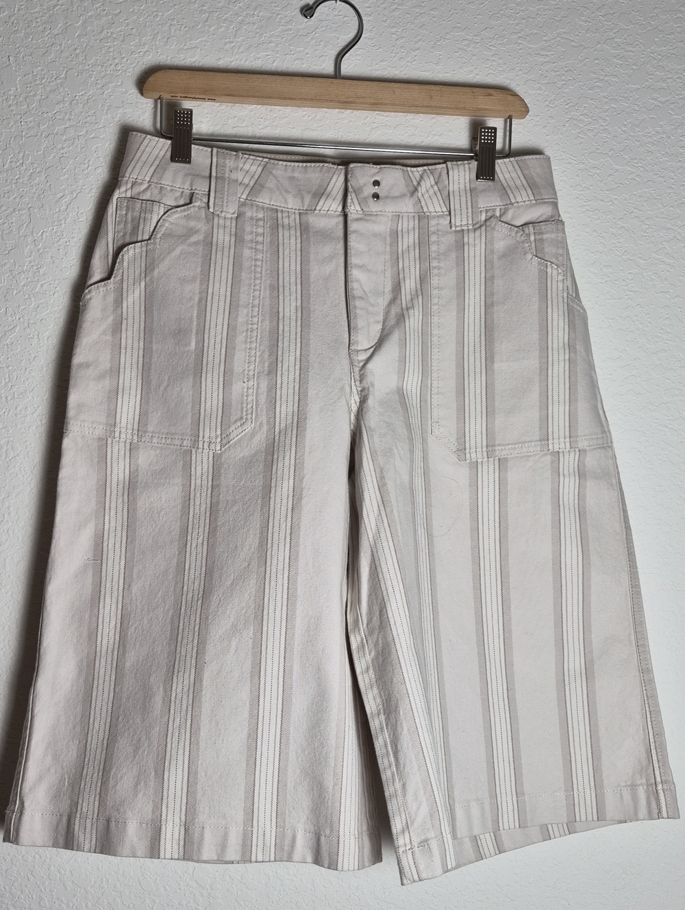 Democracy Cream and Tan Striped Cargo Shorts
